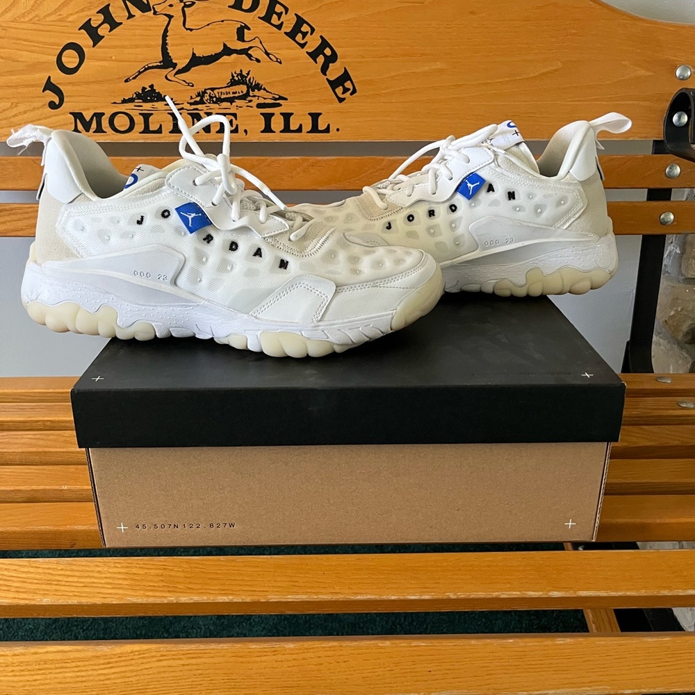 Jordan’s | Size 11.5